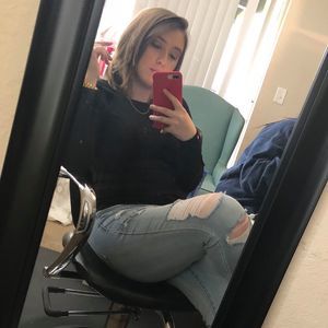 Meet your Posher, Adriana